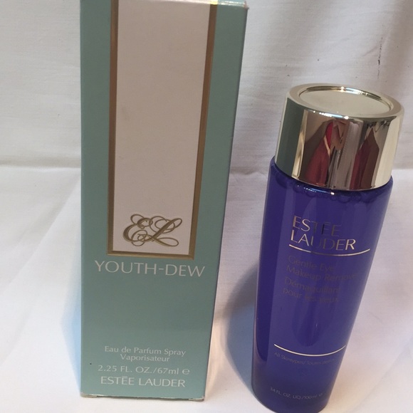 Estée Lauder Makeup Set - Picture 2 of 7